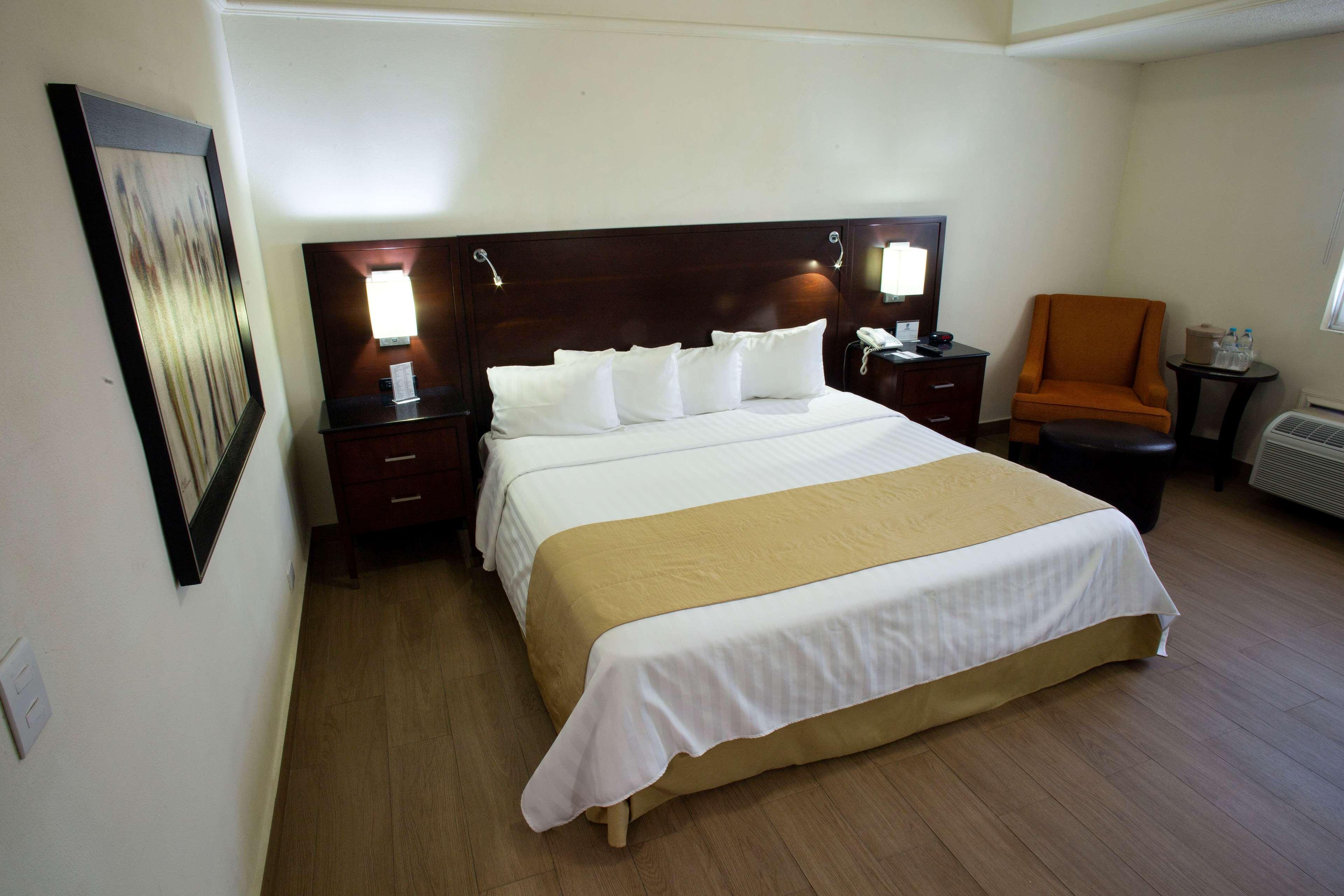 Western Centro Hotel Monterrei